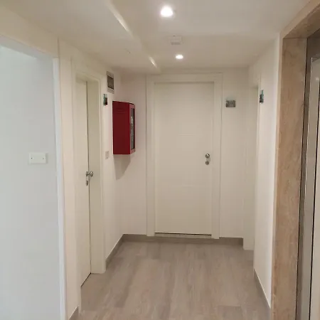 Ξενοδοχείο Pigalle 2*