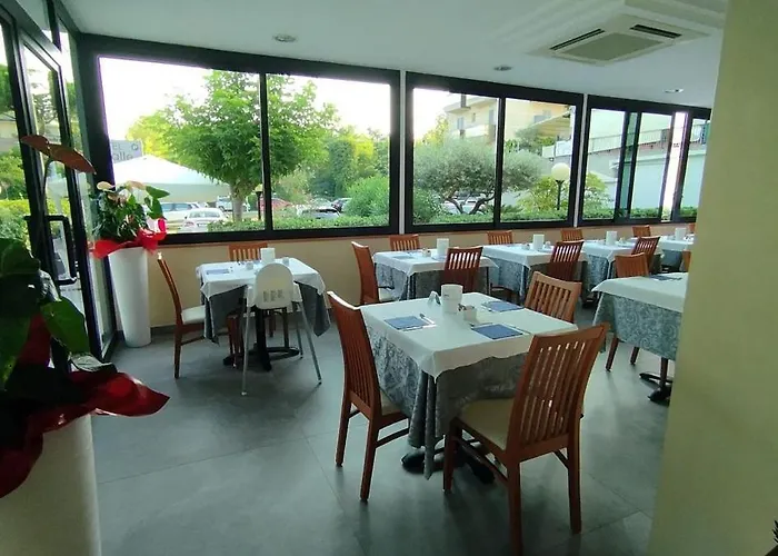 Szálloda Pigalle Riccione